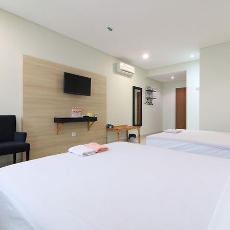 Locus Rooms Bandung Exterior foto